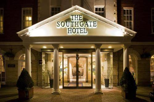 Mercure Exeter Southgate Hotel reception